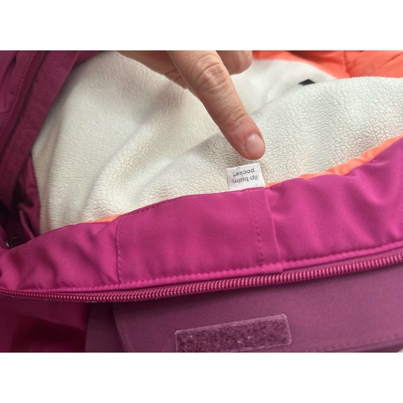 All In Motion Waterproof Burgundy Pink Hooded Jacket Size Medium 7/8 - Picture 6 of 9